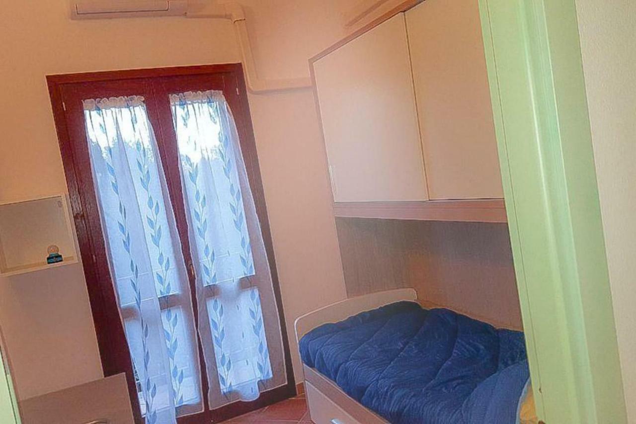 Appartamento A Pula Vicino Al Mare Екстер'єр фото